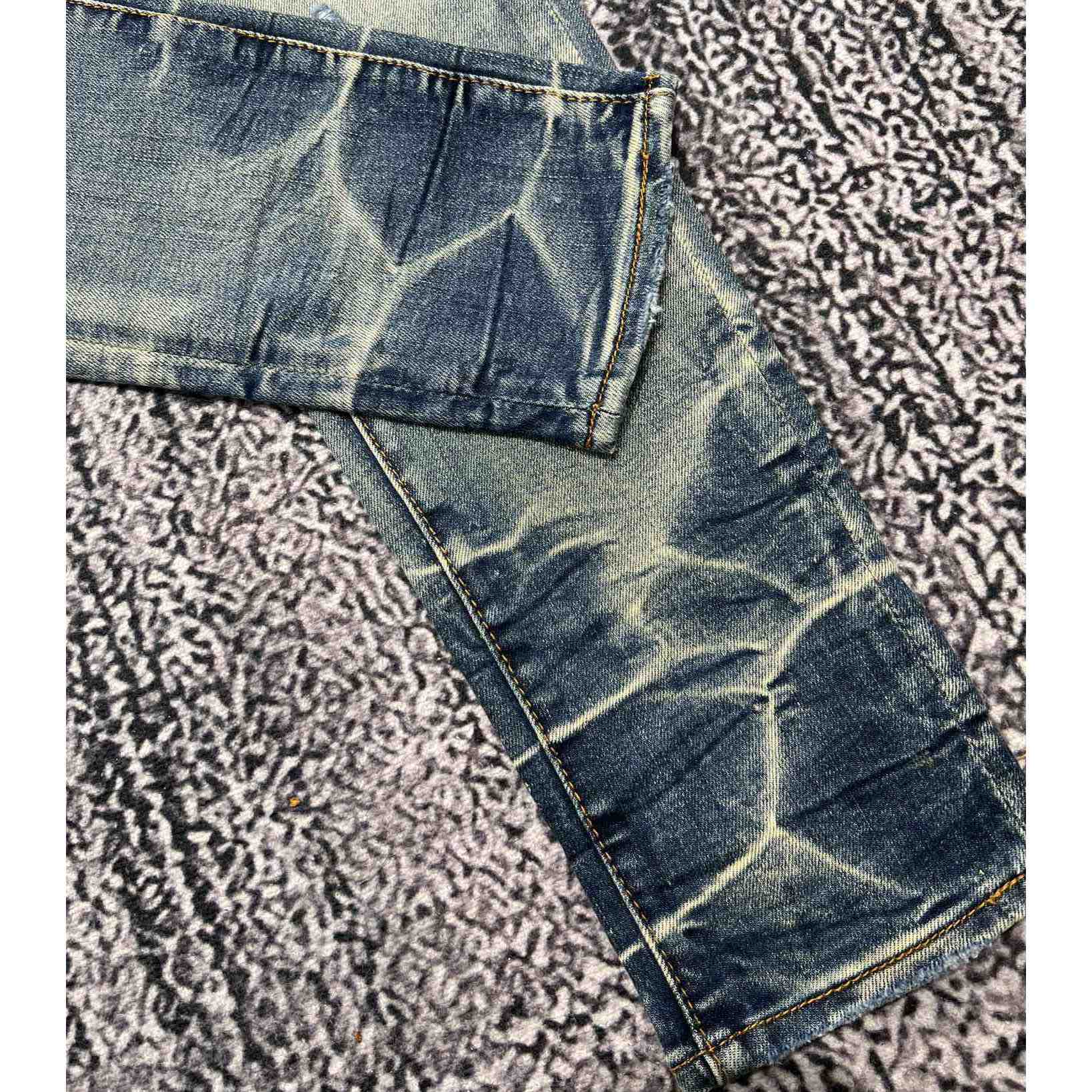 Amiri Slim Fit Jeans    531 - FashionPlug