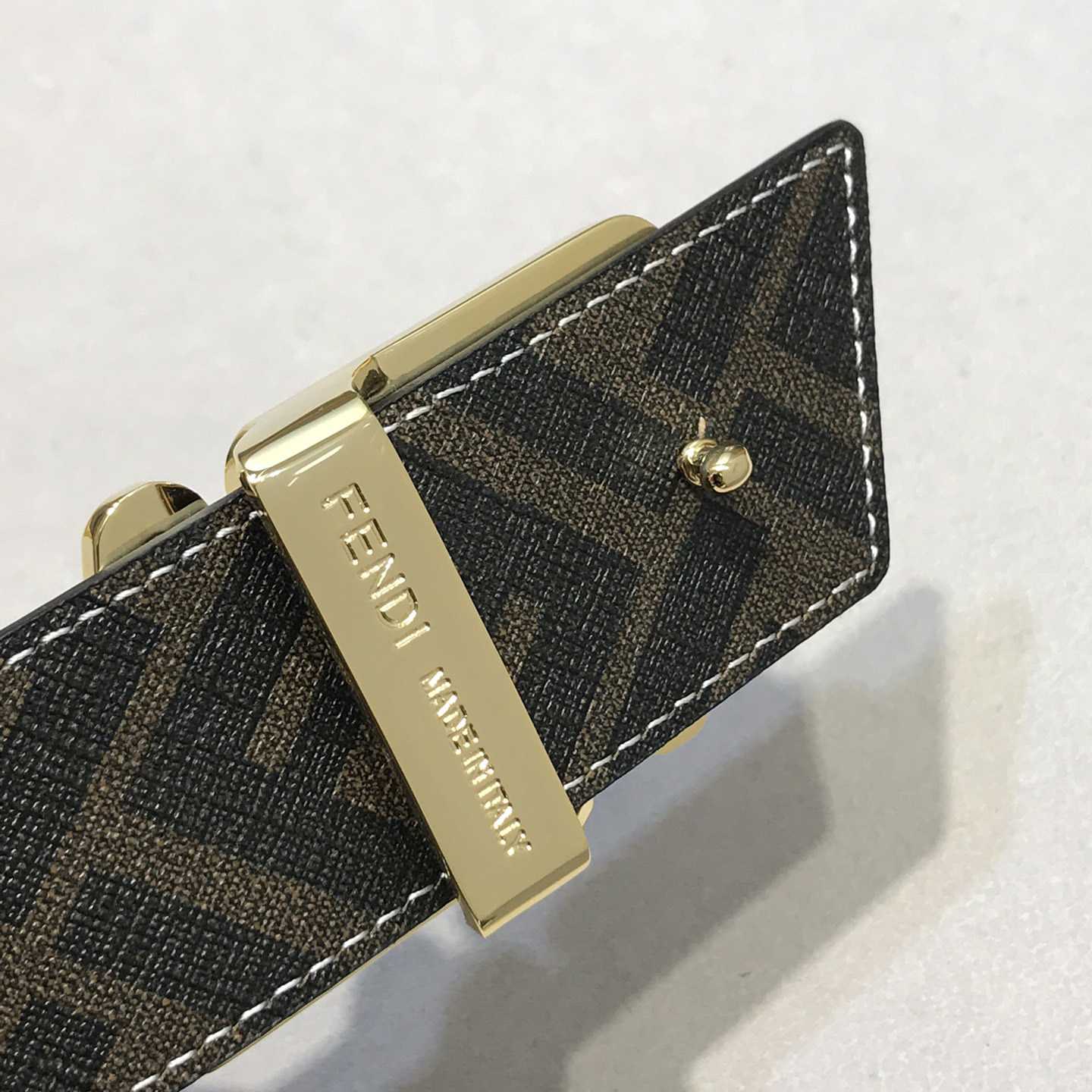 Fendi Leather Belt - FashionPlug