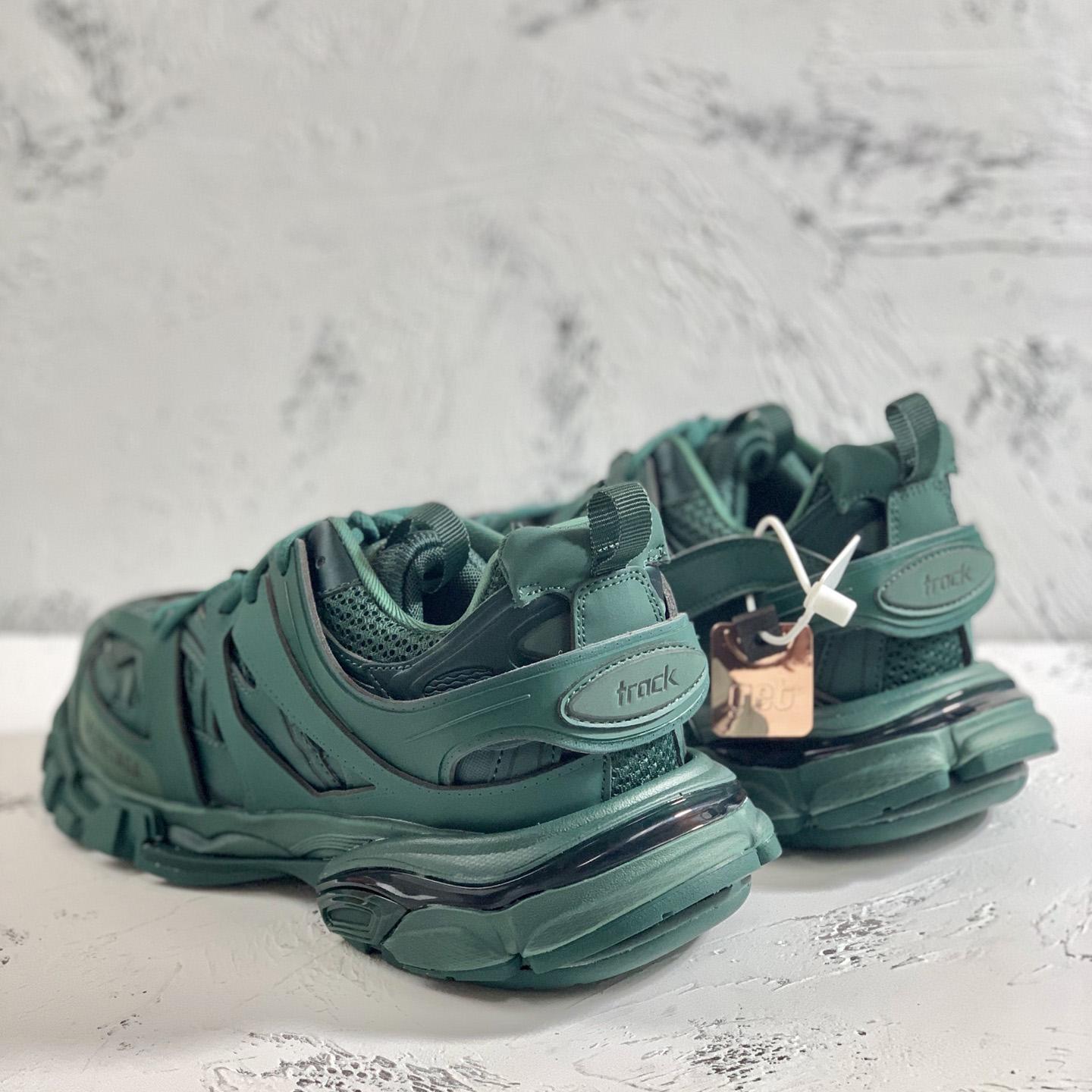 Balenciaga Track Sneaker  - FashionPlug