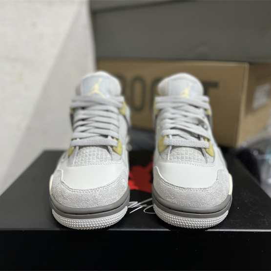 Air Jordan 4 SE Craft “Photon Dust”Sneaker      DV2262-021 - FashionPlug