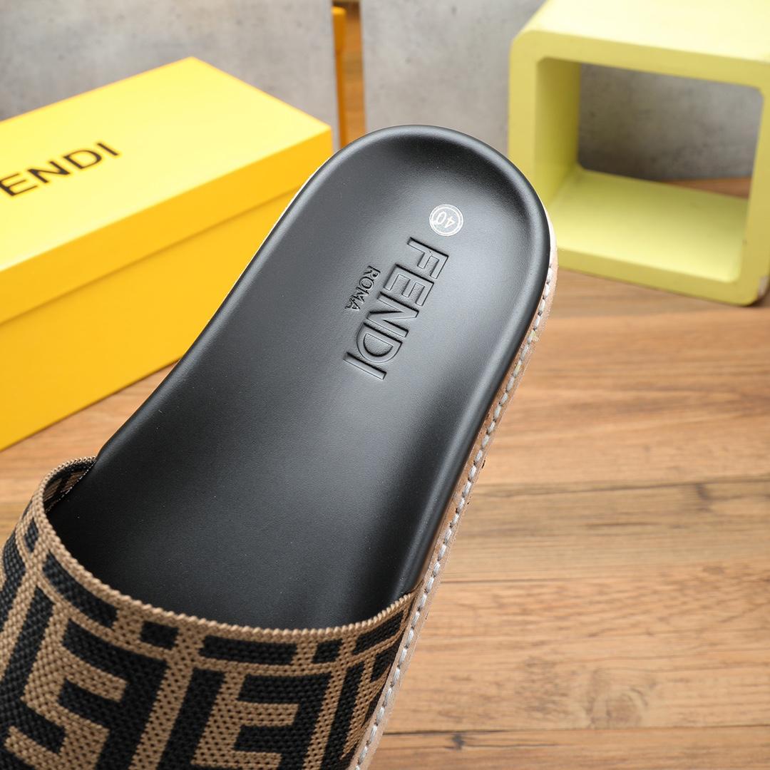 Fendi FF Logo Slides - FashionPlug