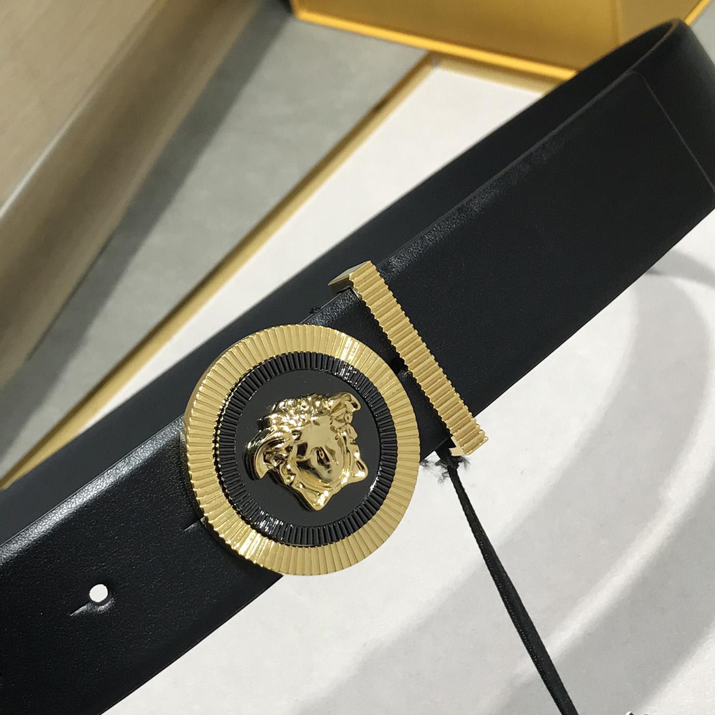 Versace Medusa Leathre Belt    38mm - FashionPlug