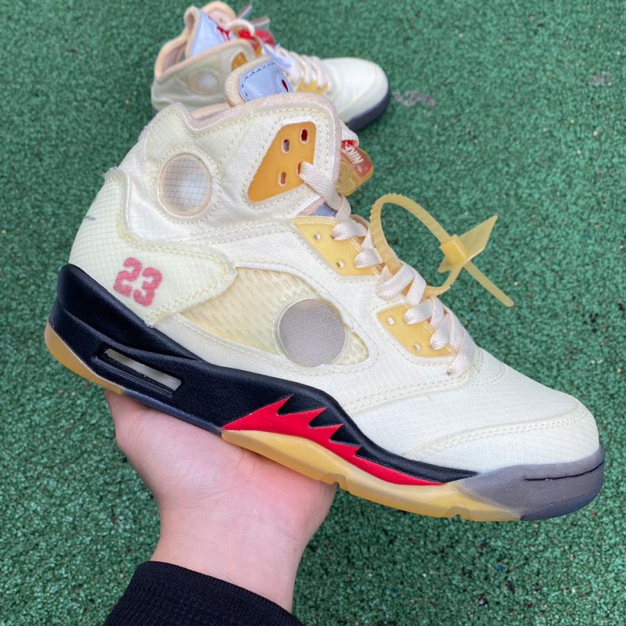 AirJordan 5 AJ5 x Off-White Ow Sneaker      DH8565-100 - FashionPlug
