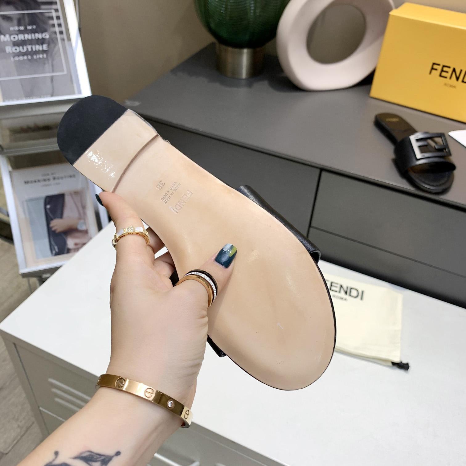 Fendi Signature Black Leather Slides - FashionPlug