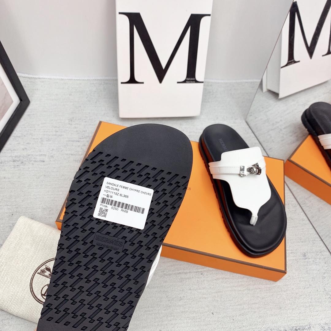 Hermes Empire Sandal - FashionPlug