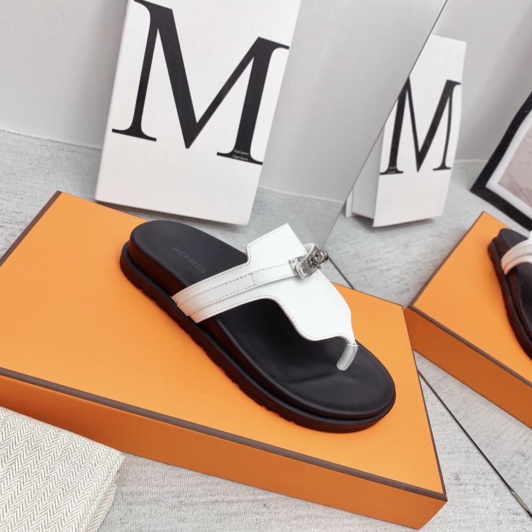 Hermes Empire Sandal - FashionPlug