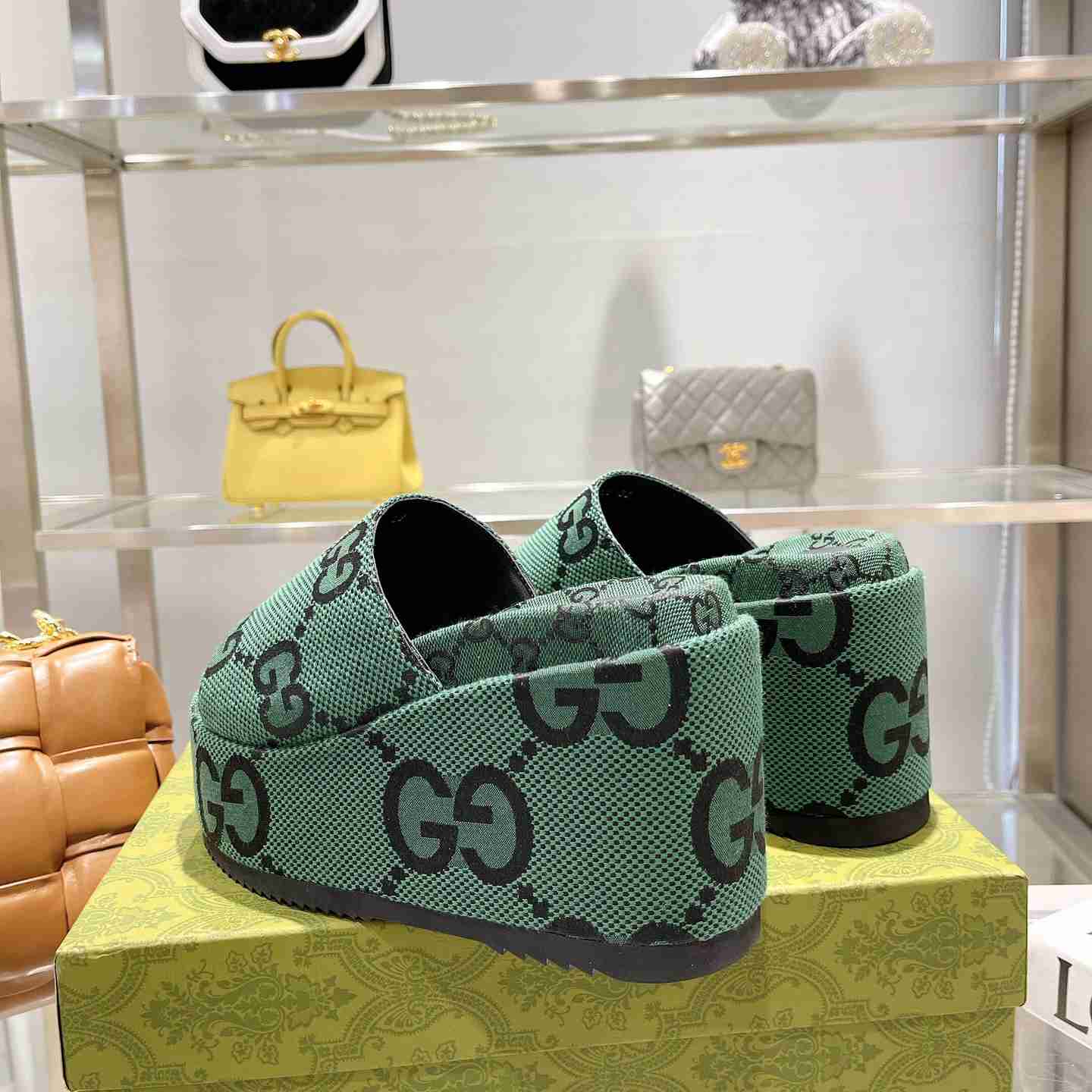 Gucci Women's Jumbo GG Platform Slide Sandal - FashionPlug