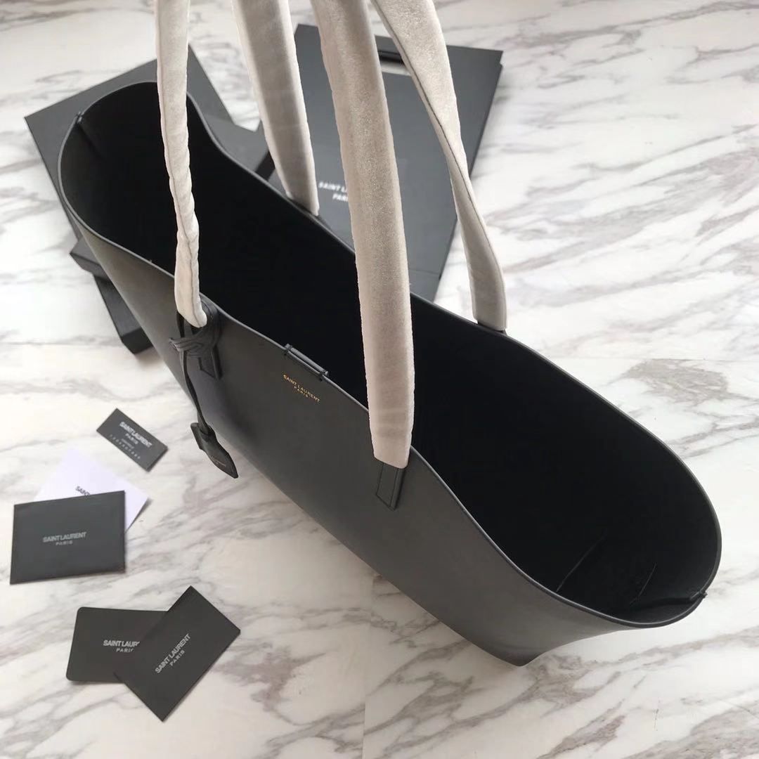 Saint Laurent Shopping Saint Laurent E/W In Supple Leather  - FashionPlug