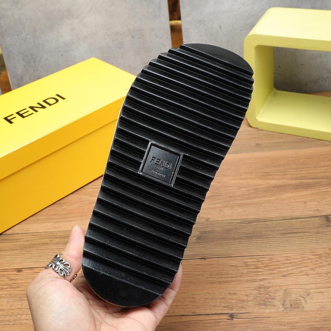 Fendi FF Logo Slides - FashionPlug