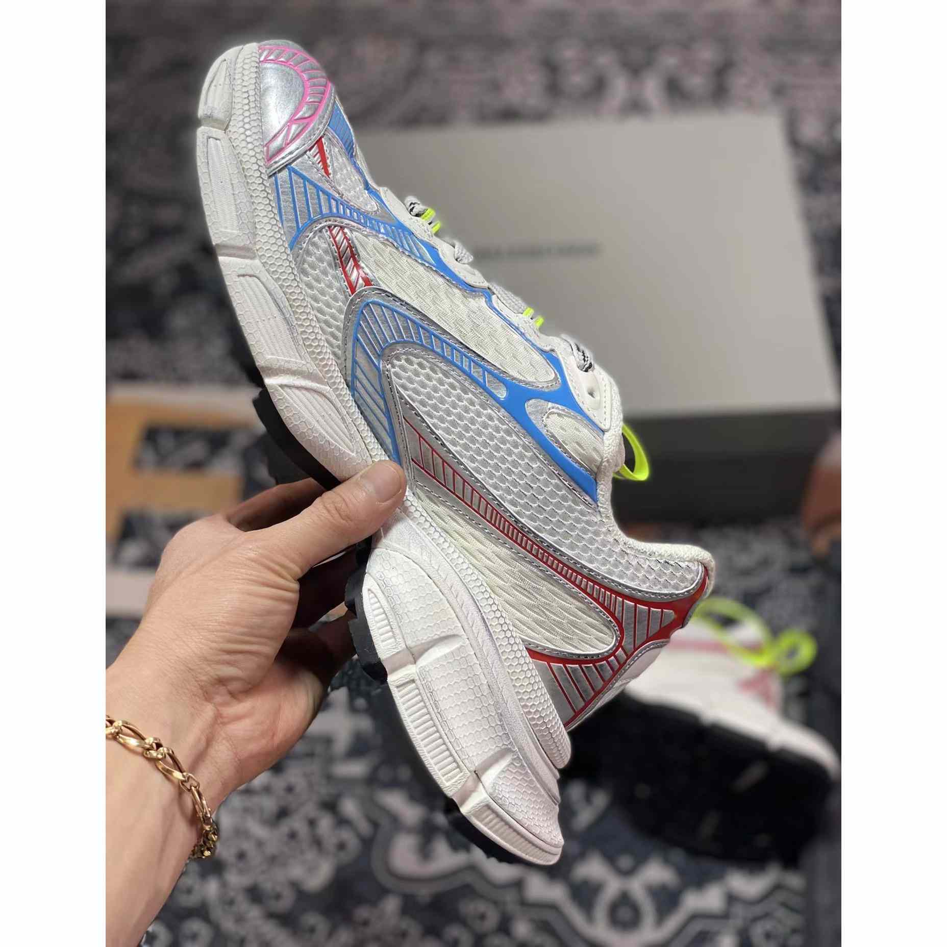 Balenciaga 3XL Sneaker In White - FashionPlug