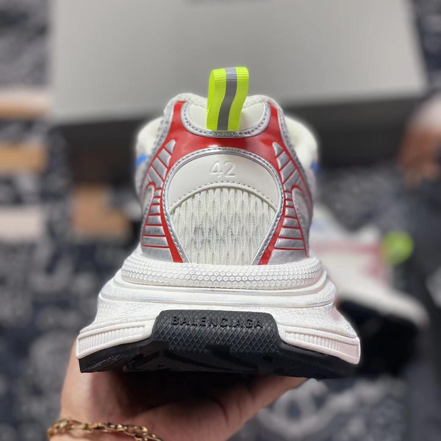 Balenciaga 3XL Sneaker In White - FashionPlug