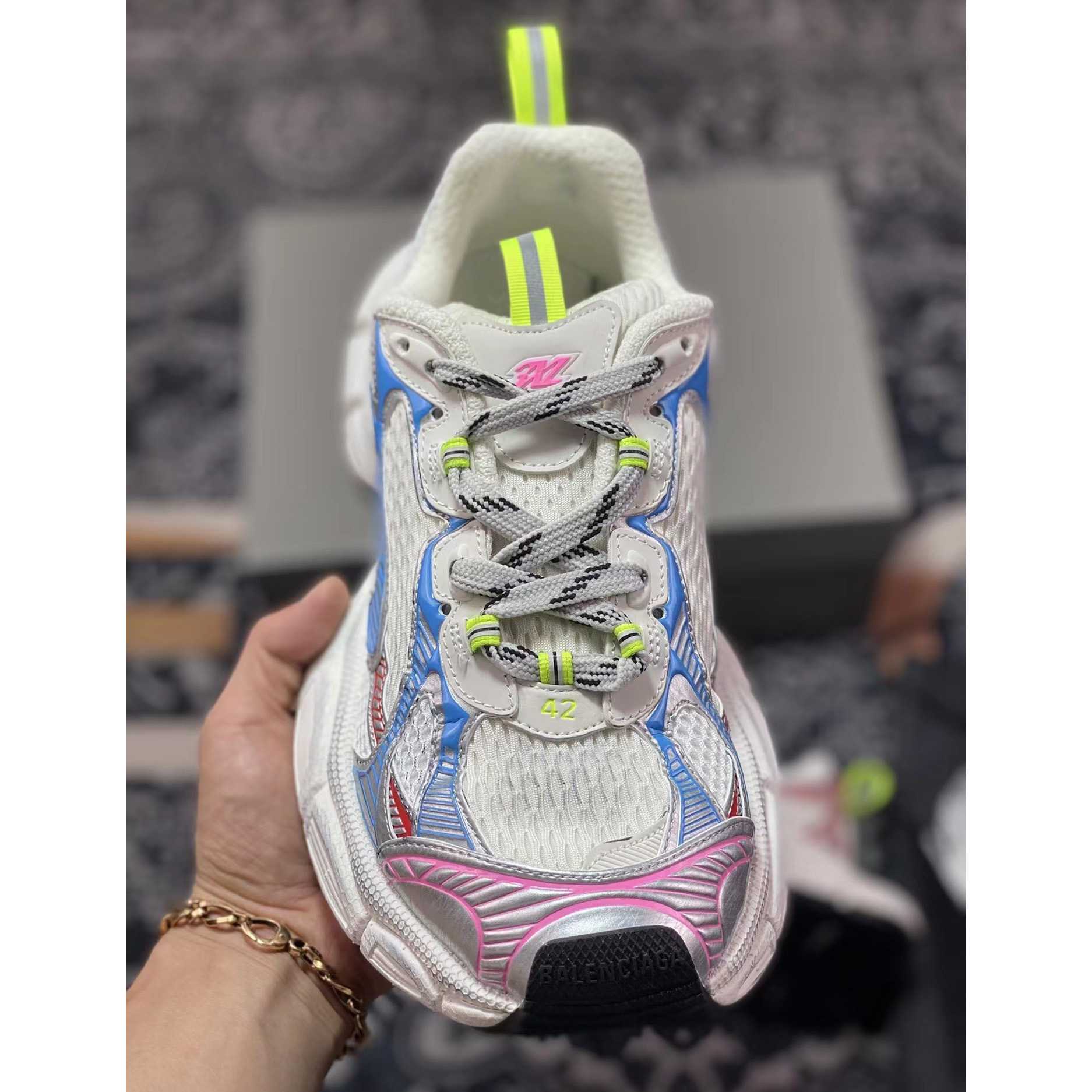 Balenciaga 3XL Sneaker In White - FashionPlug
