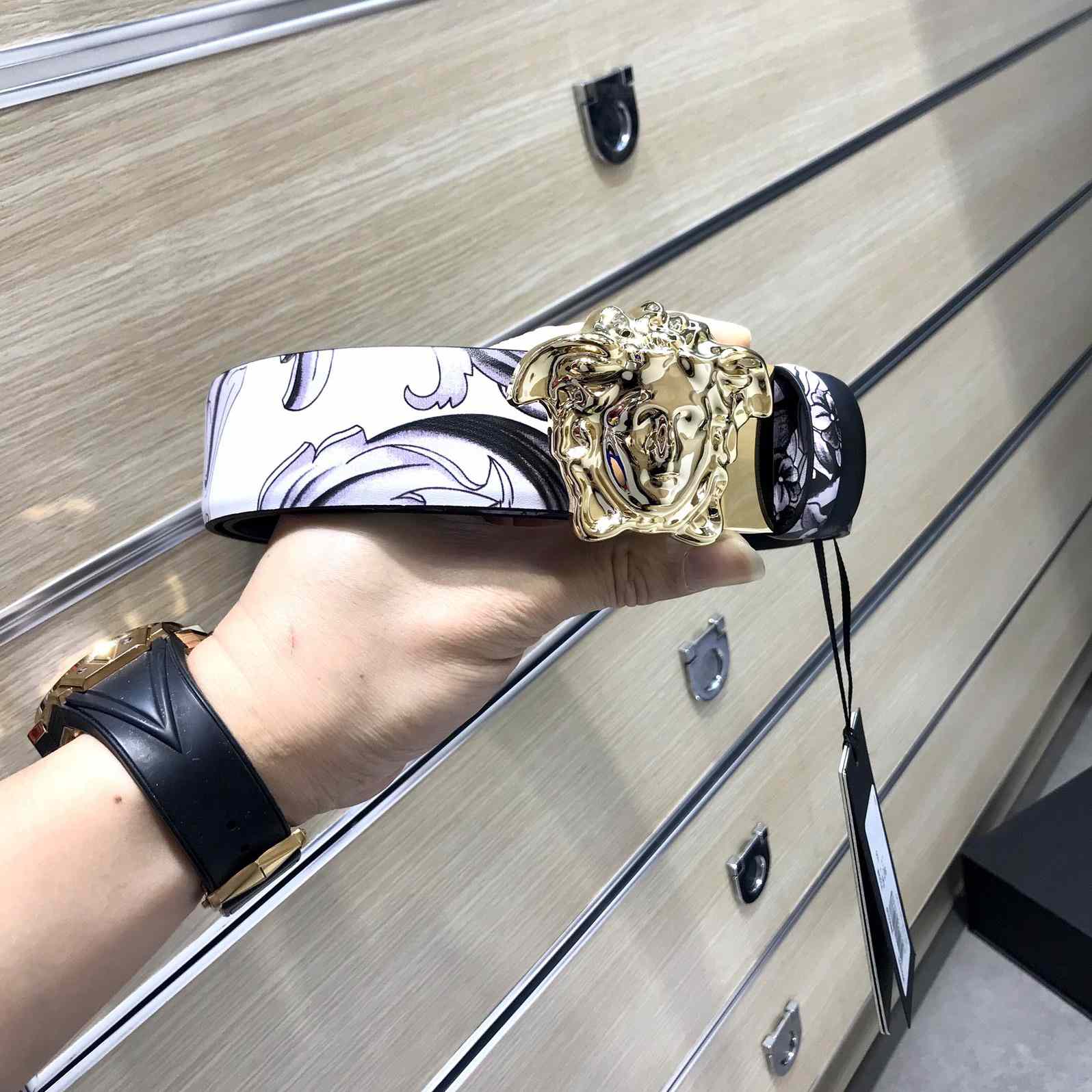 Versace La Medusa Silver Baroque Reversible Belt - FashionPlug