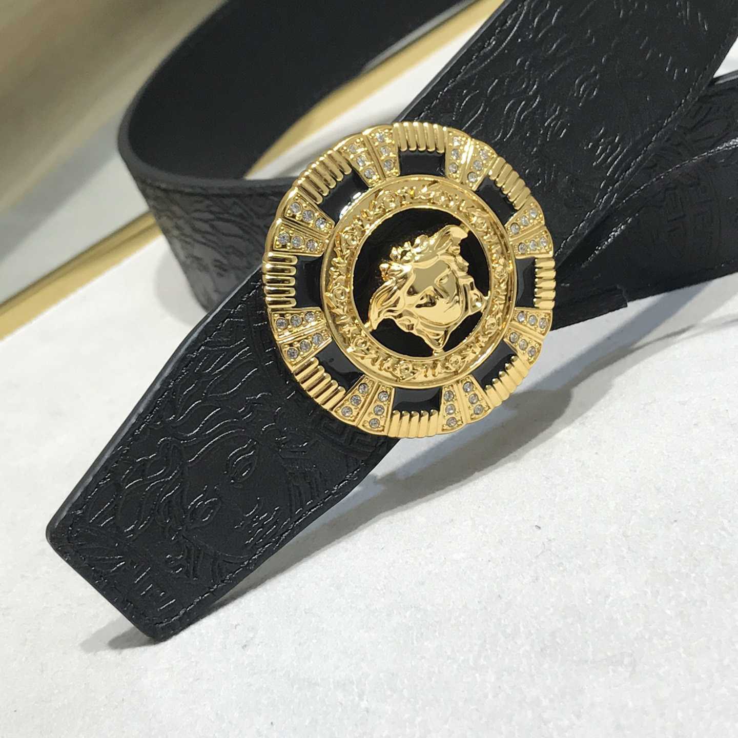 Versace Medusa Leathre Belt    39mm - FashionPlug