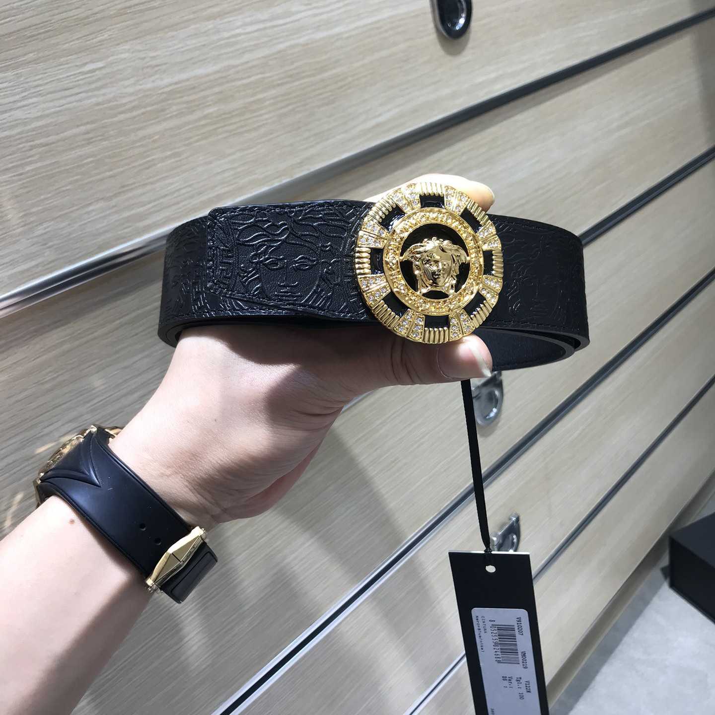 Versace Medusa Leathre Belt    39mm - FashionPlug