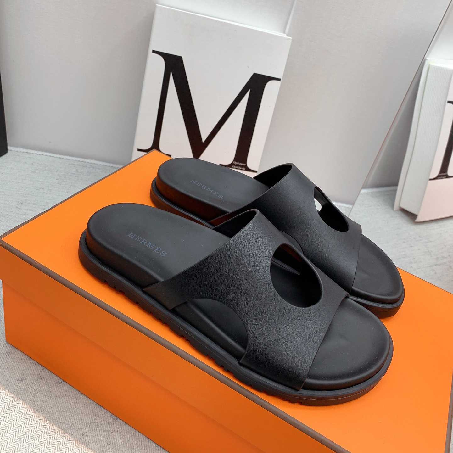 Hermes Edith Sandal - FashionPlug