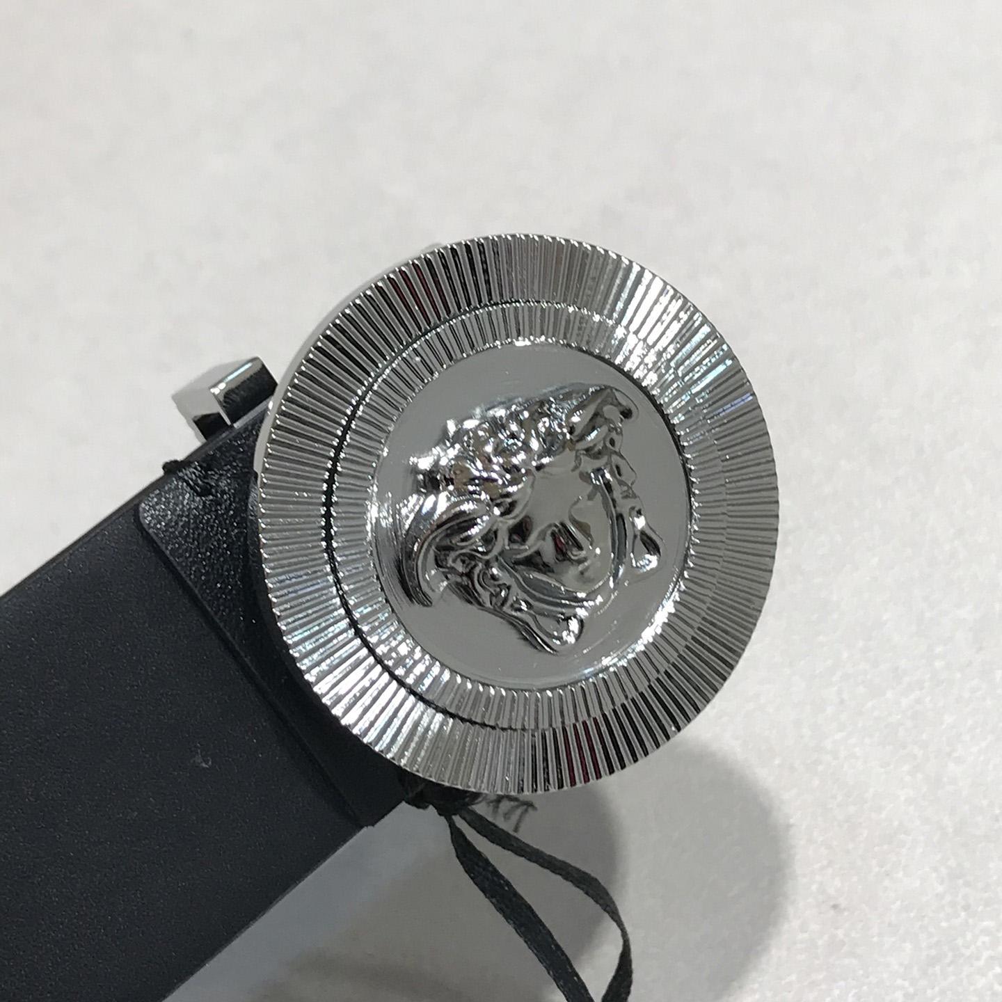 Versace Medusa Leathre Belt    38mm - FashionPlug