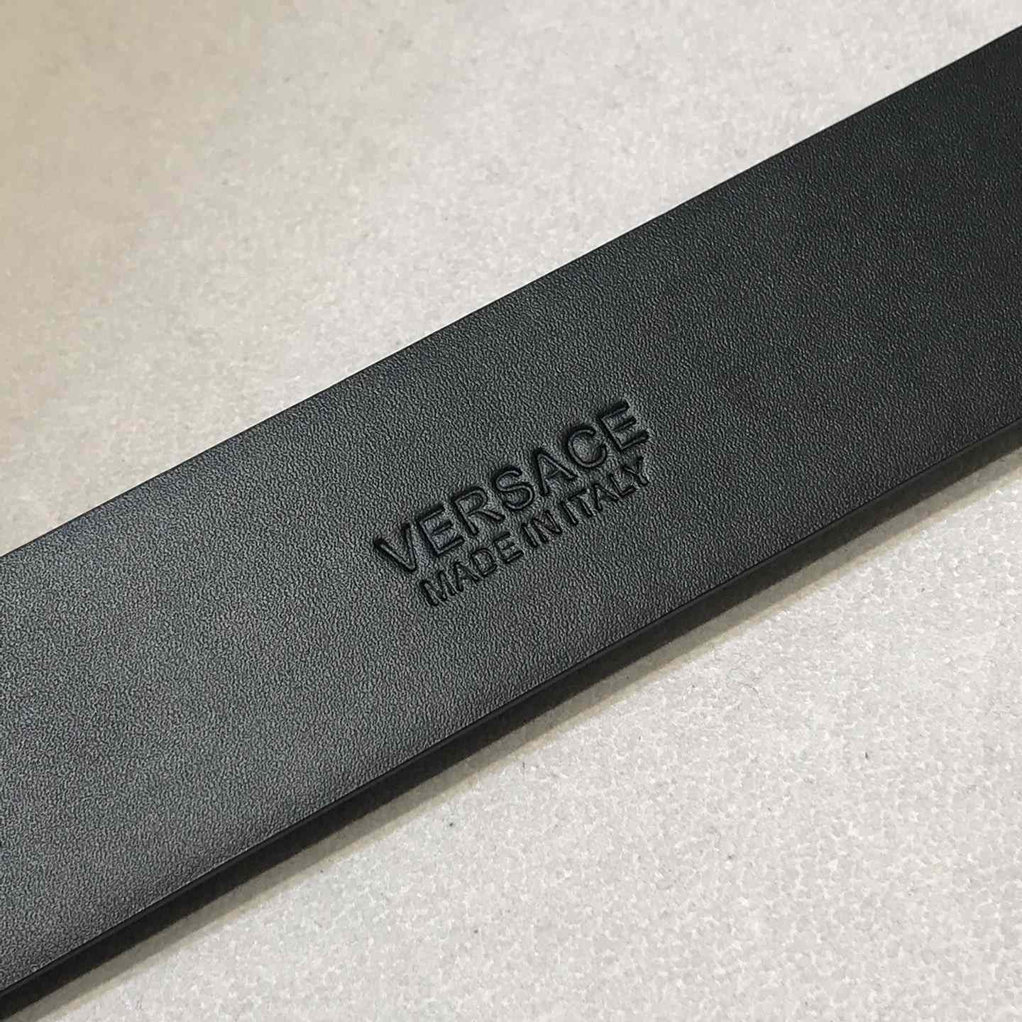 Versace Medusa Leathre Belt    38mm - FashionPlug