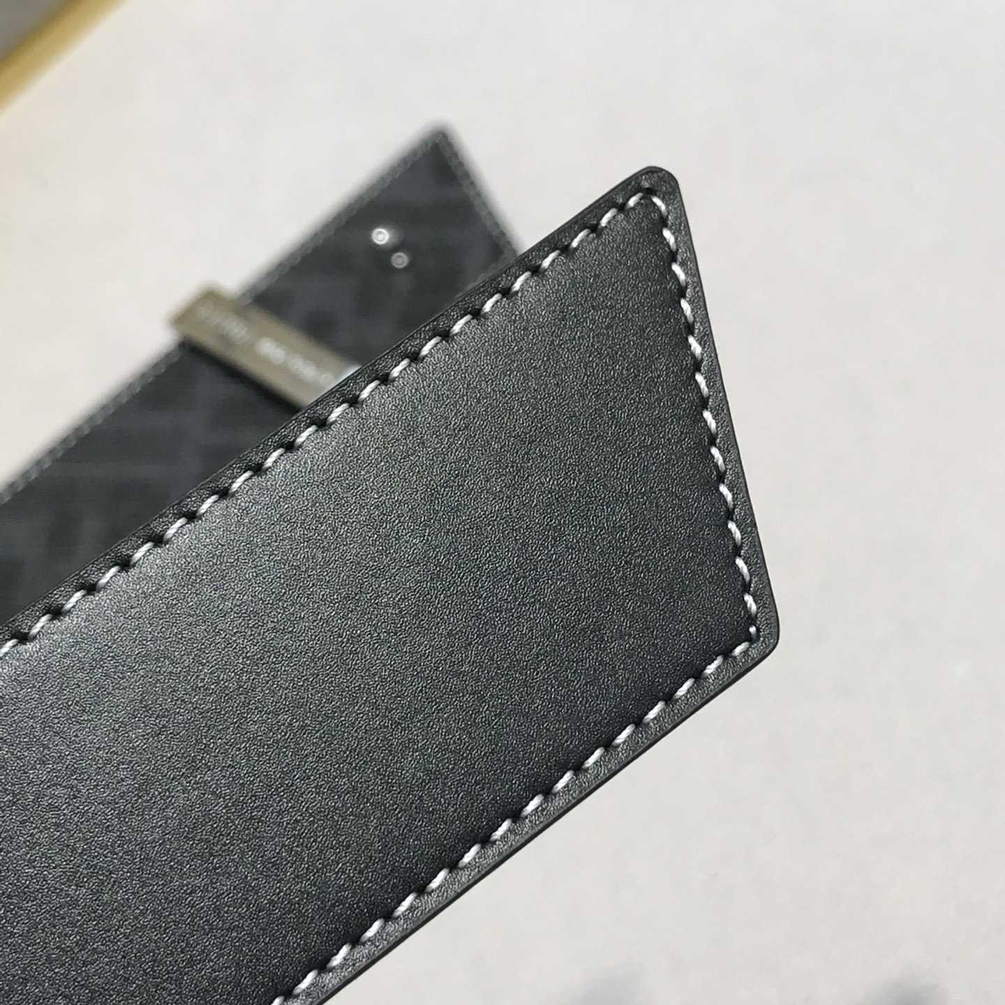 Fendi Black Leather Belt - FashionPlug