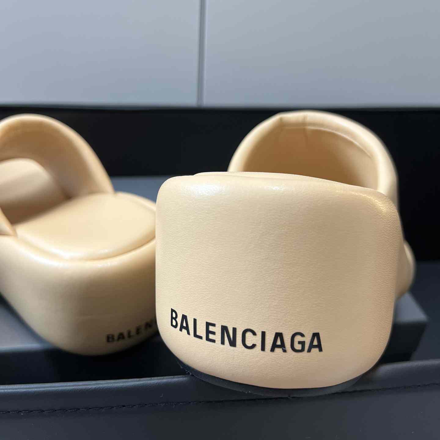 Balenciaga Rise Wedge Sandals - FashionPlug