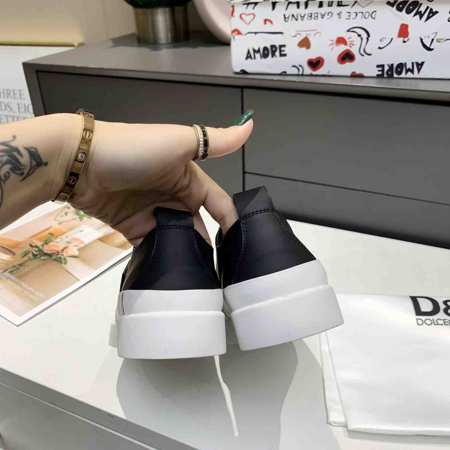 Dolce & Gabbana Calfskin Portofino Light Sneakers With Logo-Detailed Plate And Logo Print - FashionPlug