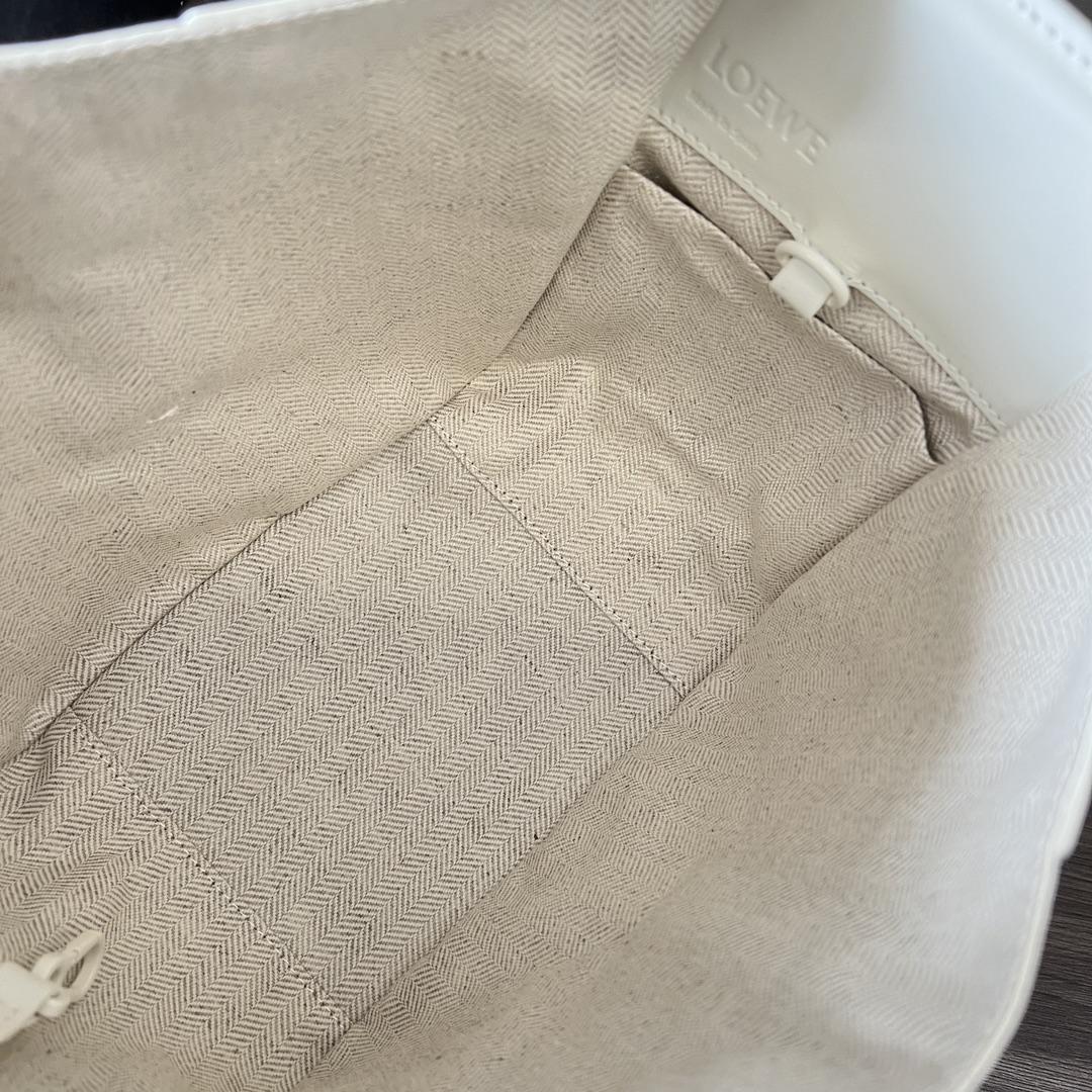 Loewe Compact Hammock In Satin Calfskin - FashionPlug