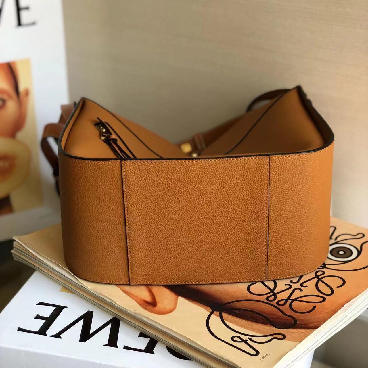 Loewe Compact Hammock In Satin Calfskin(29-26-15cm) - FashionPlug