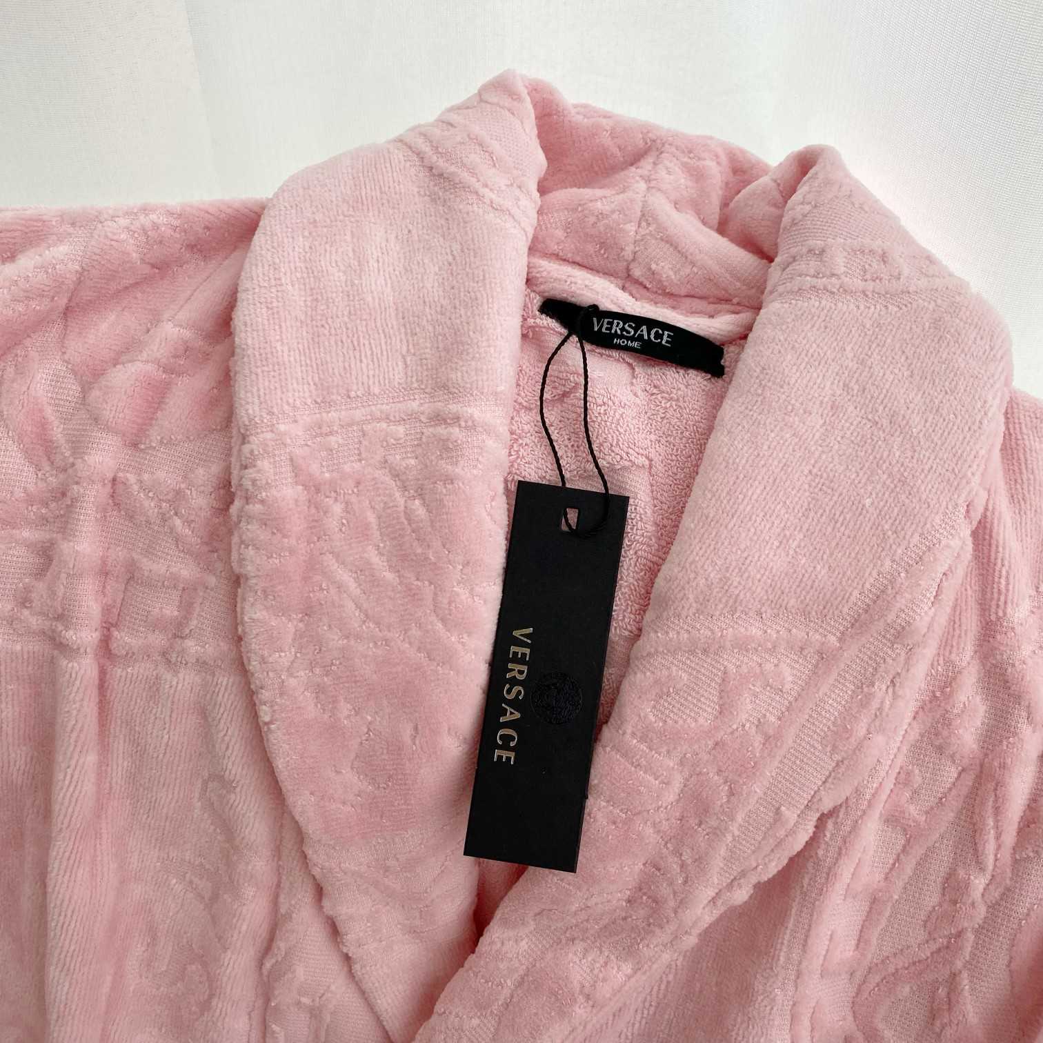 Versace Medusa Amplified Bathrobe(Uniform size) - FashionPlug