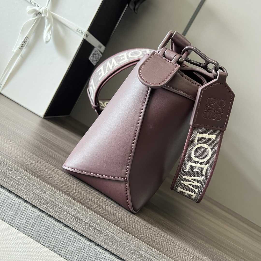 Loewe Small Puzzle Edge Bag In Satin Calfskin - FashionPlug