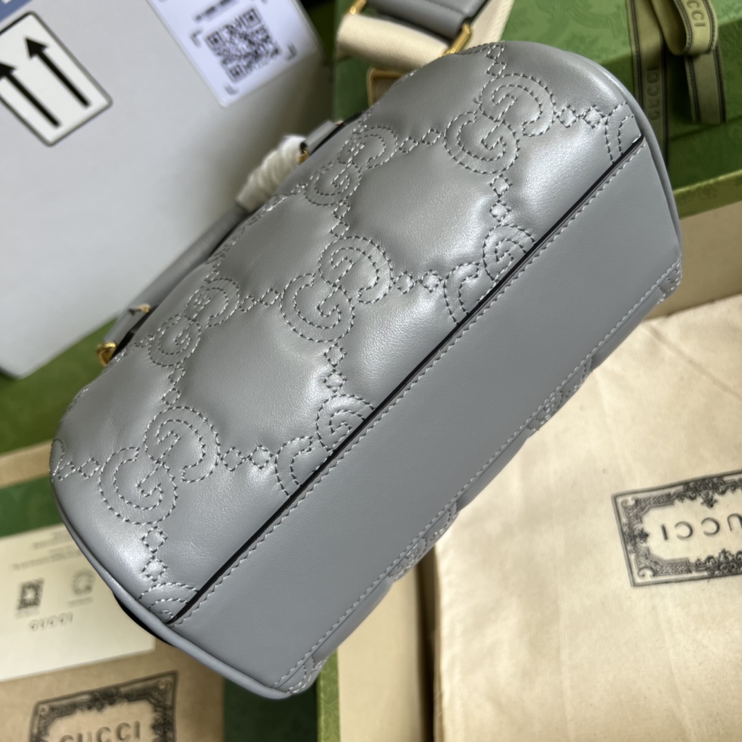 Gucci GG Matelassé Mini Bag(19*13*11cm) - FashionPlug