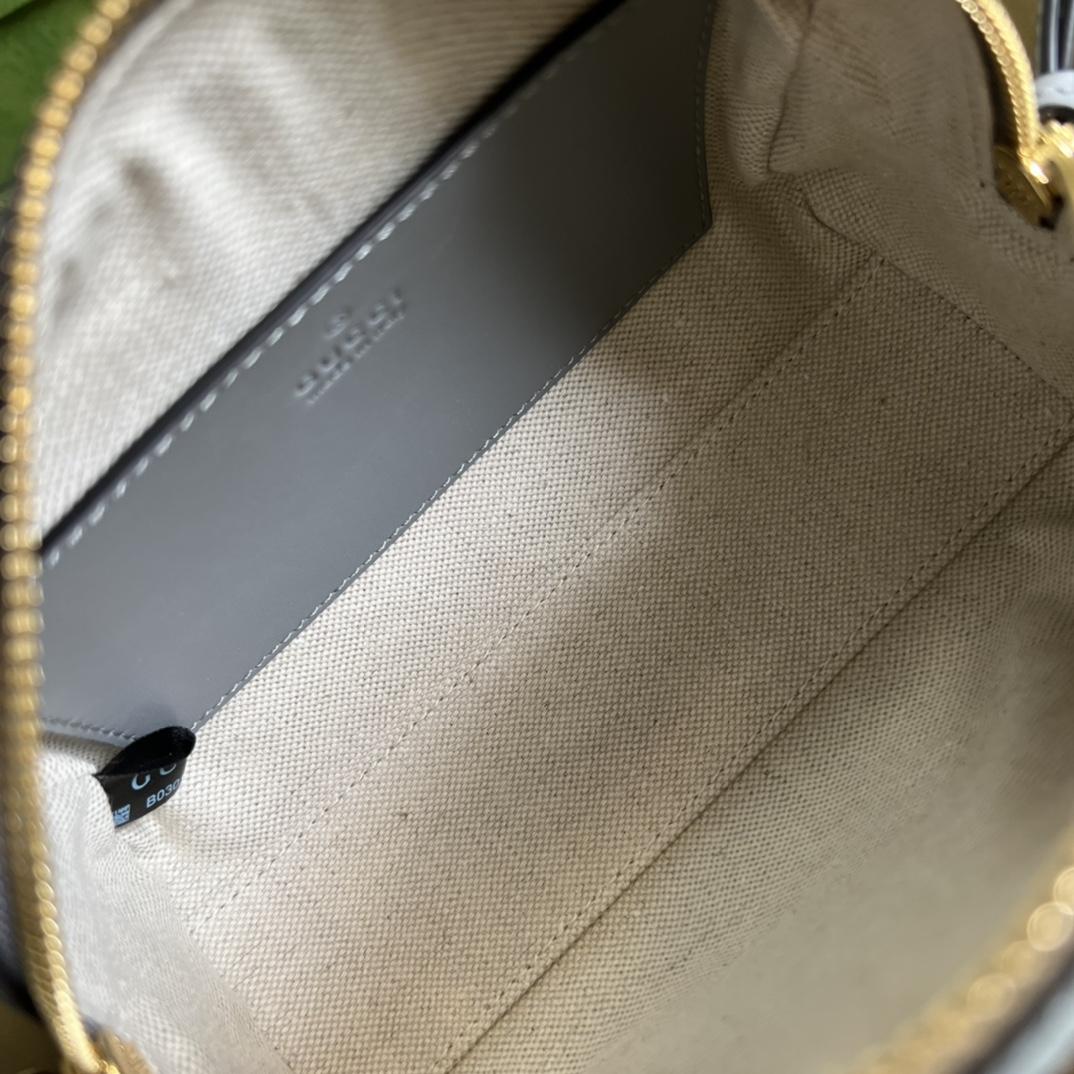 Gucci GG Matelassé Mini Bag(19*13*11cm) - FashionPlug