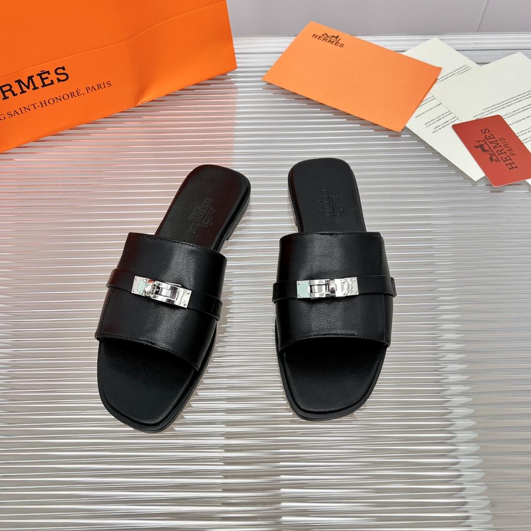 Hermes Giulia Sandal - FashionPlug