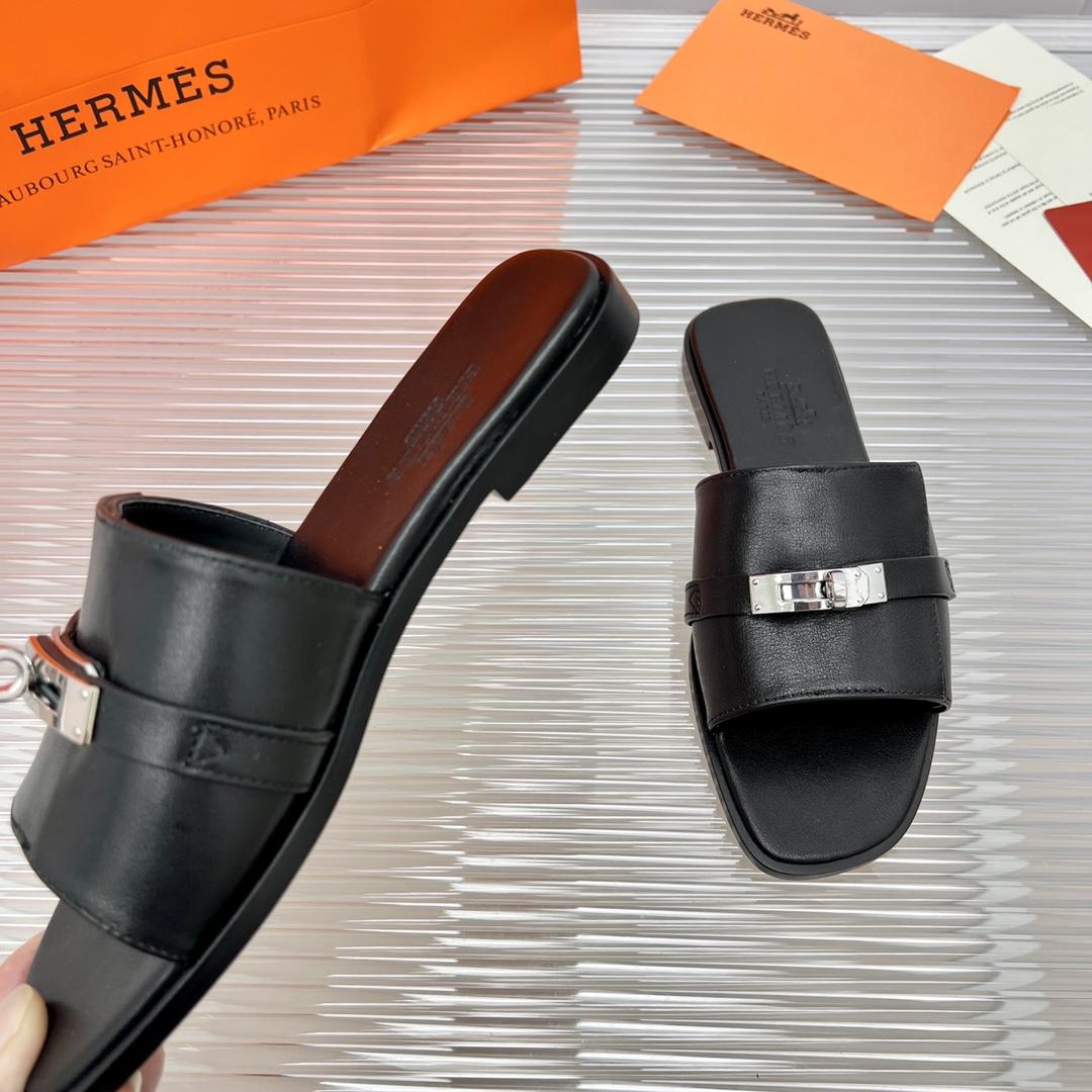 Hermes Giulia Sandal - FashionPlug