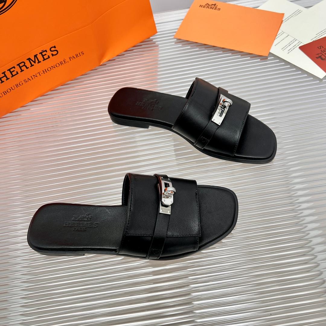 Hermes Giulia Sandal - FashionPlug