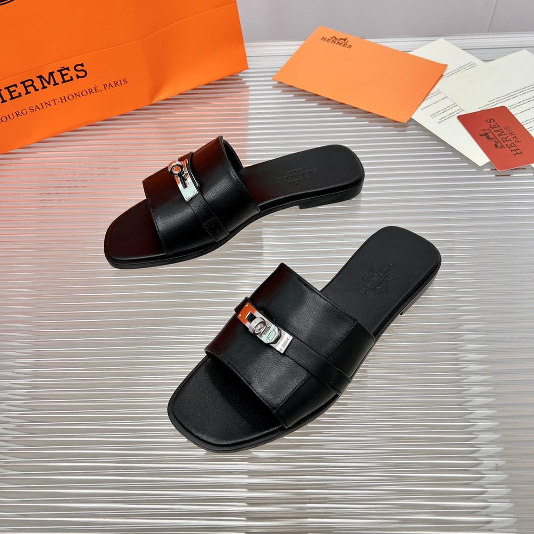 Hermes Giulia Sandal - FashionPlug