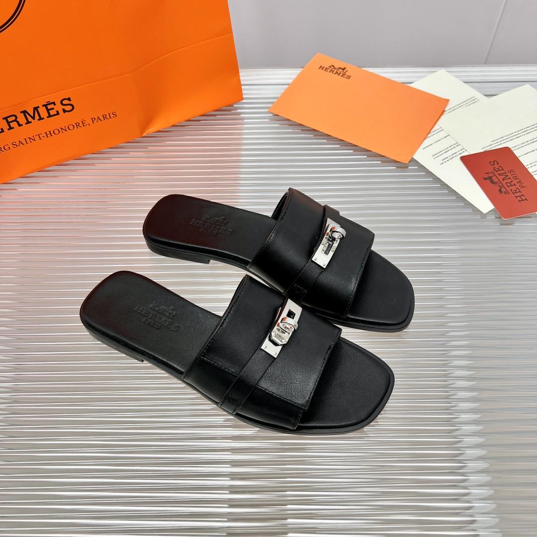 Hermes Giulia Sandal - FashionPlug