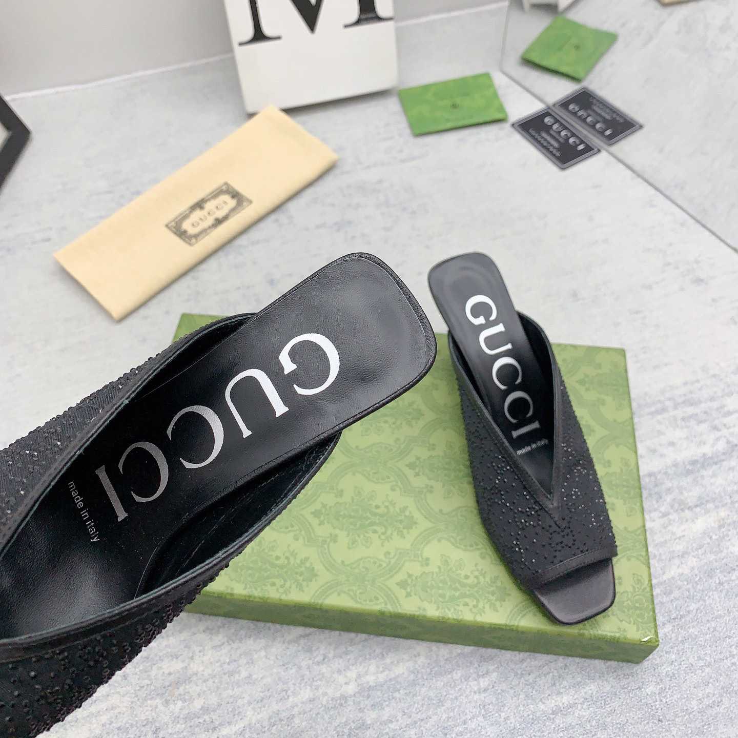 Gucci Women's GG Slide Sandal - FashionPlug