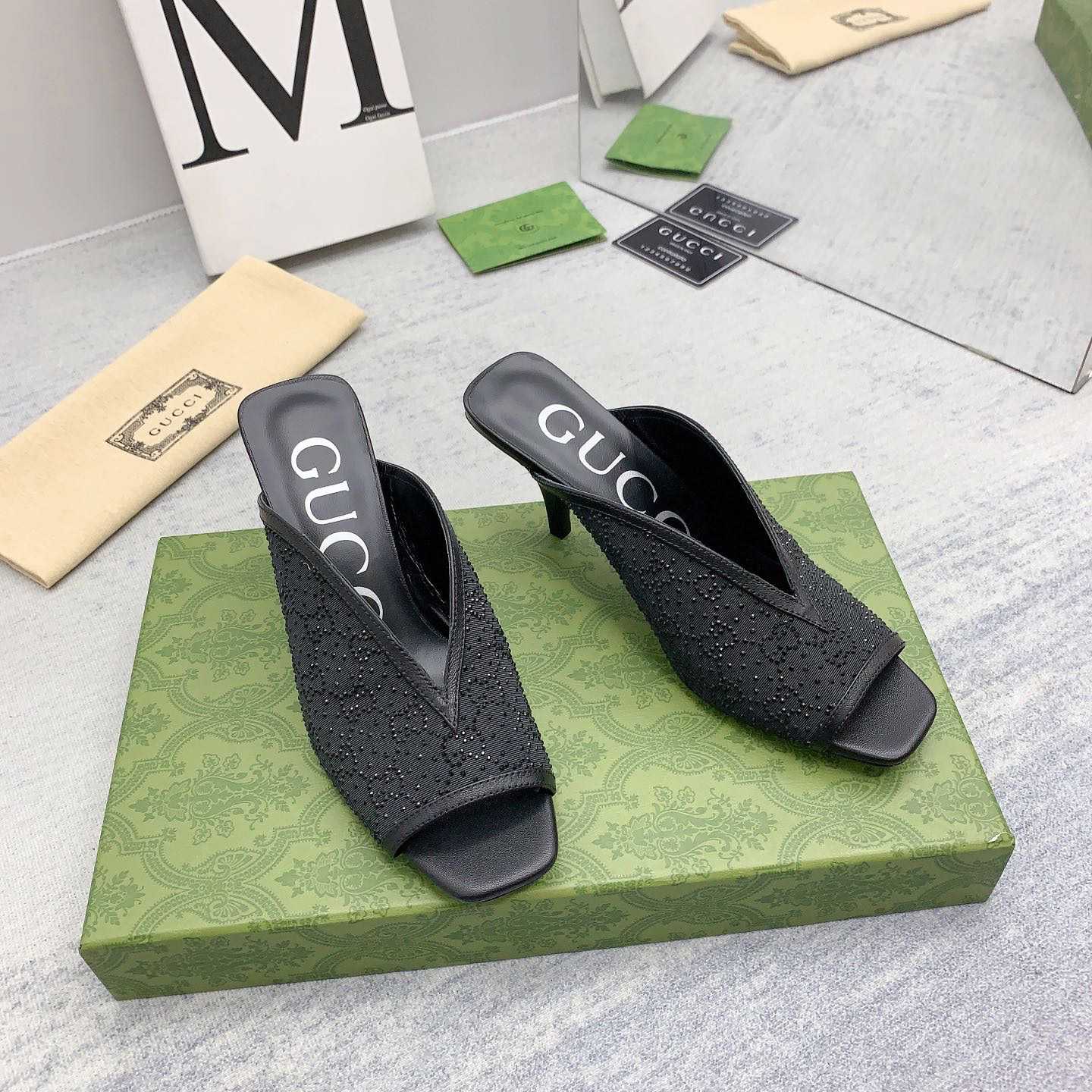 Gucci Women's GG Slide Sandal - FashionPlug
