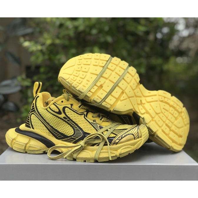 Balenciaga 3XL Trainers In Yellow - FashionPlug
