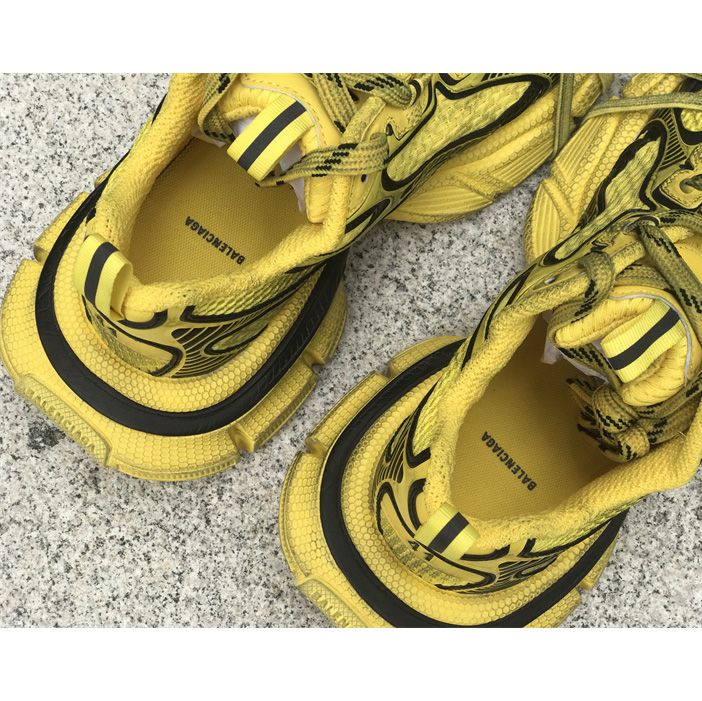 Balenciaga 3XL Trainers In Yellow - FashionPlug