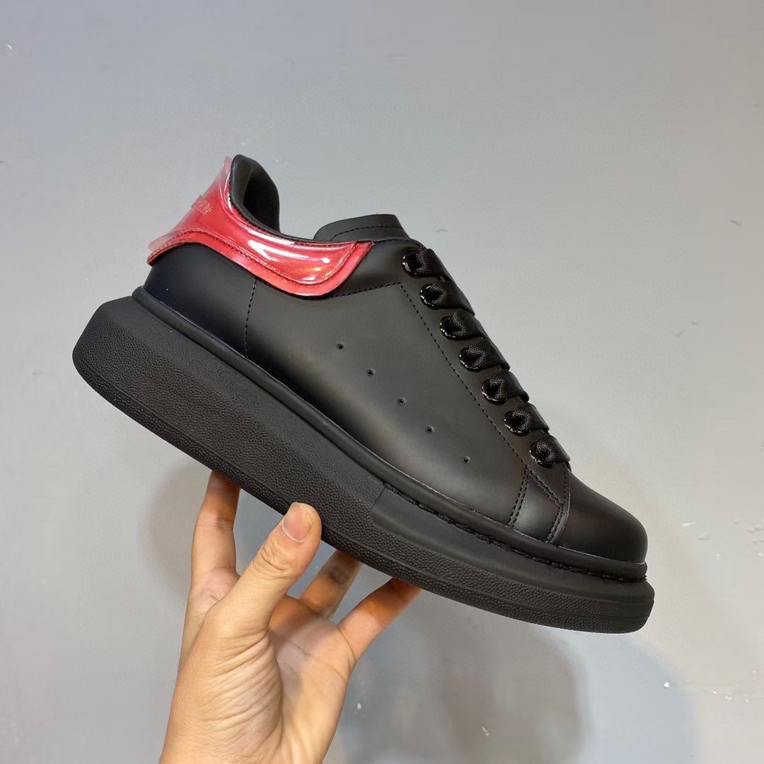 Alexander Mqueen Oversized Sneaker In Black - FashionPlug