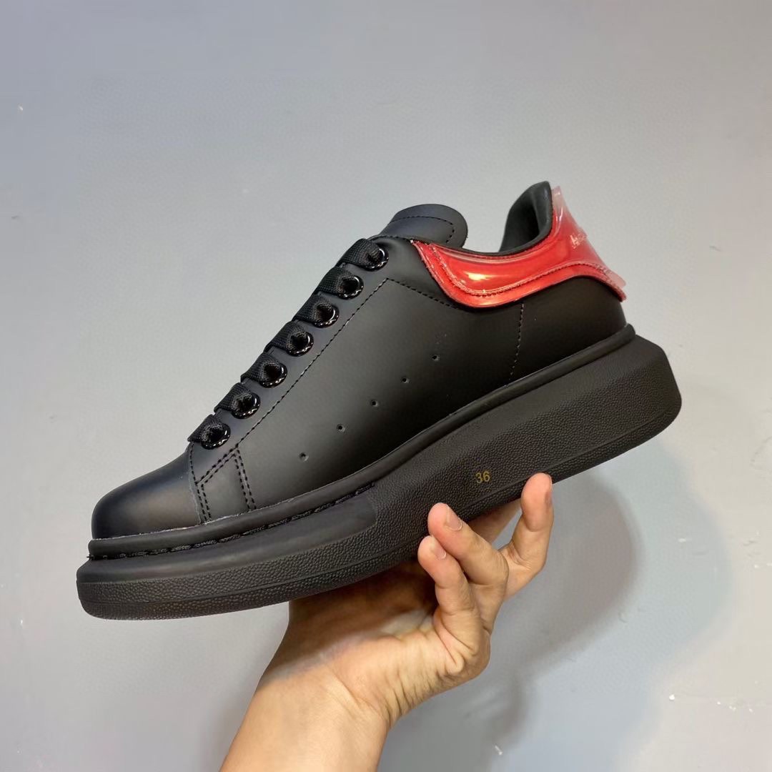 Alexander Mqueen Oversized Sneaker In Black - FashionPlug