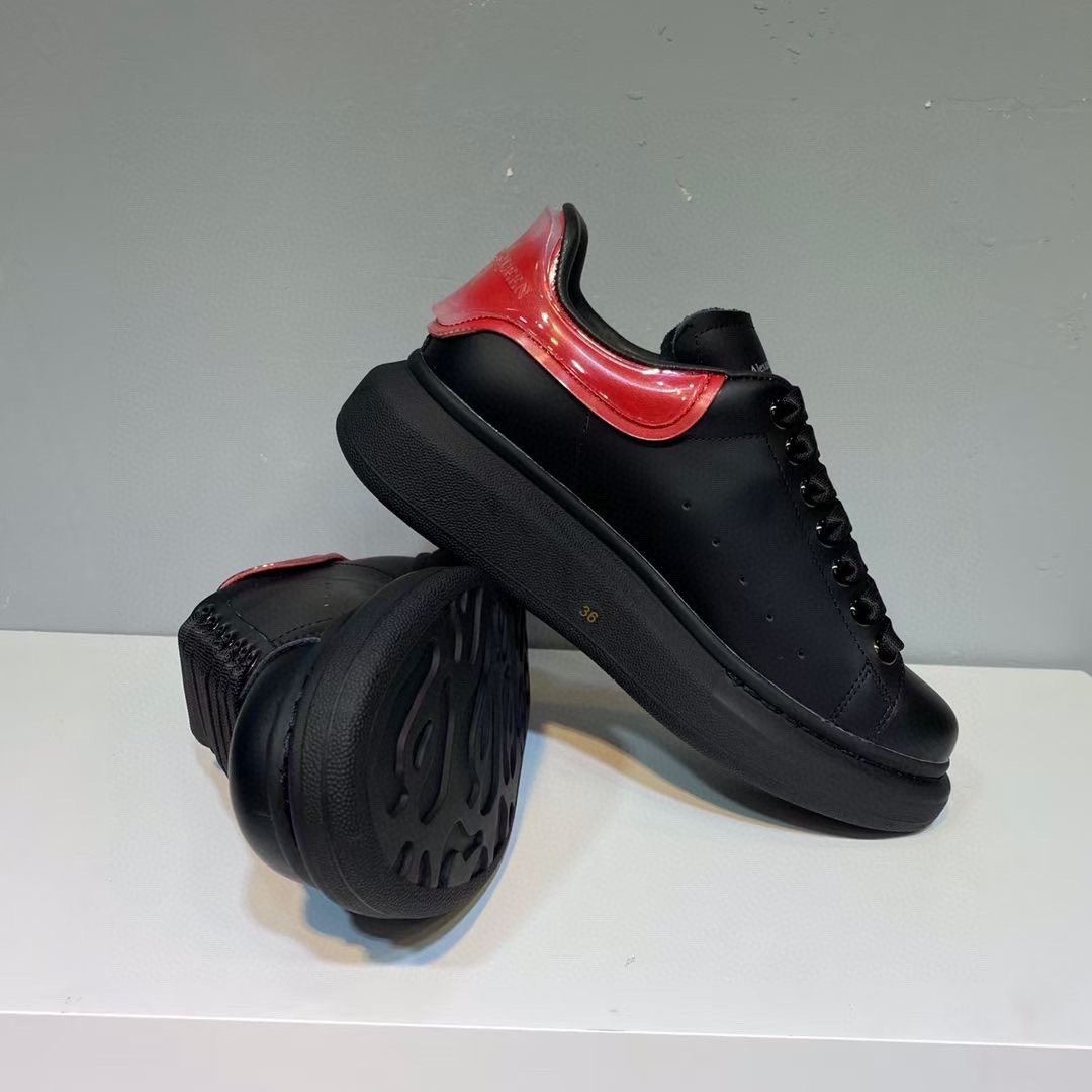 Alexander Mqueen Oversized Sneaker In Black - FashionPlug