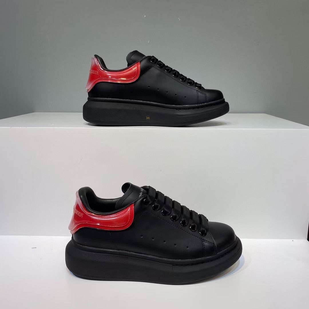 Alexander Mqueen Oversized Sneaker In Black - FashionPlug