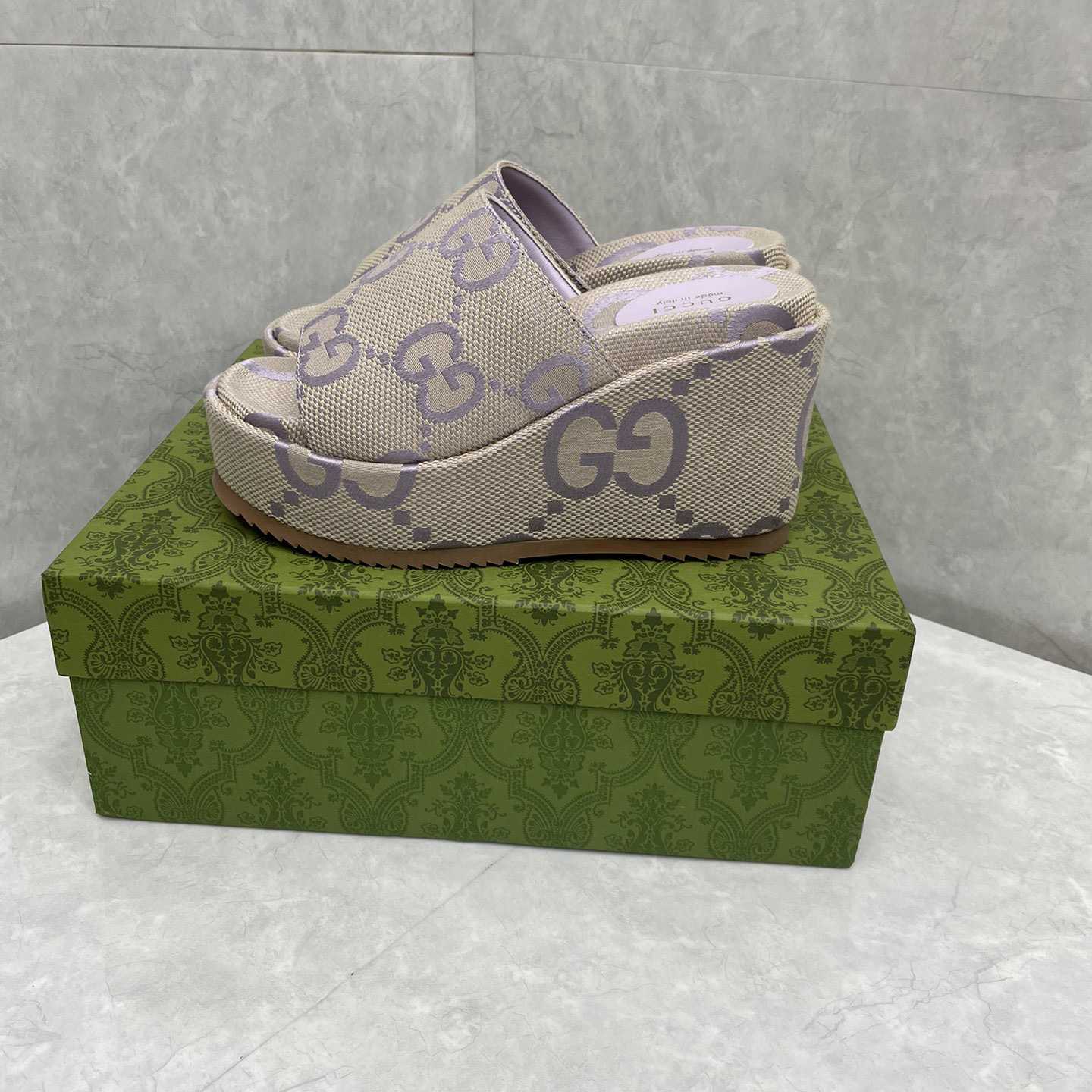 Gucci Women's Jumbo GG Platform Slide Sandal - FashionPlug
