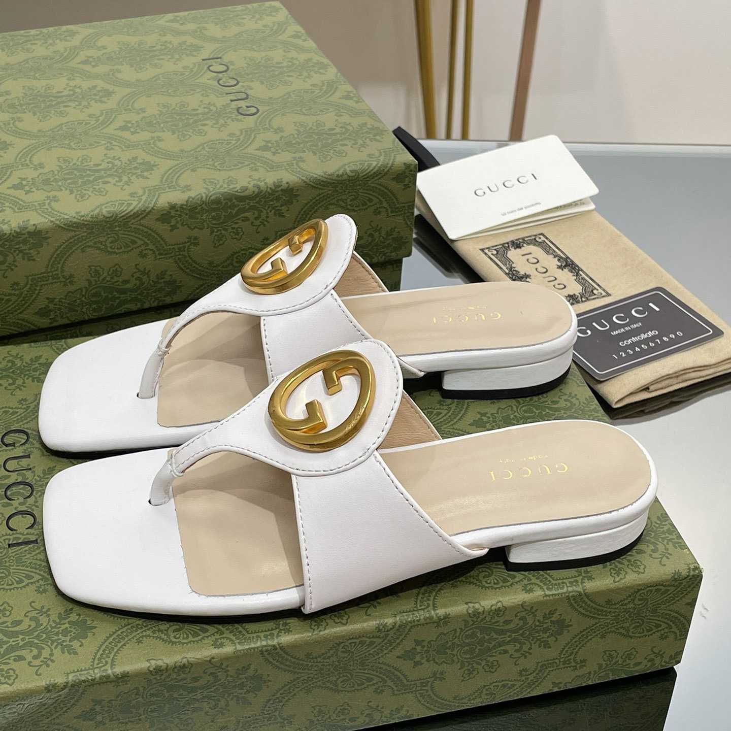 Gucci Women's Gucci Blondie Thong Sandal - FashionPlug