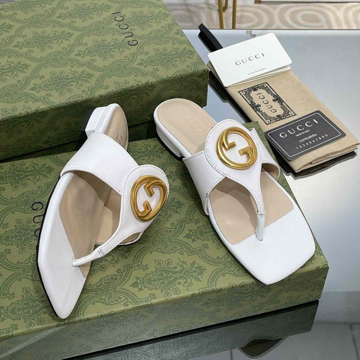 Gucci Women's Gucci Blondie Thong Sandal - FashionPlug