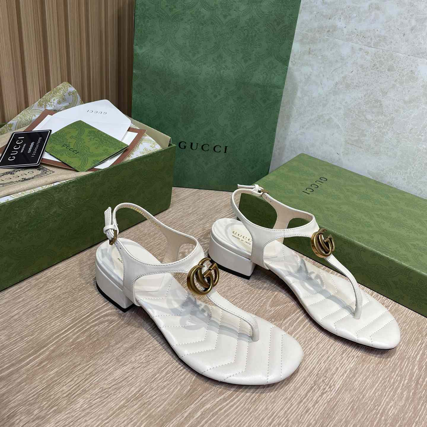 Gucci Women's Double G Sandal - FashionPlug