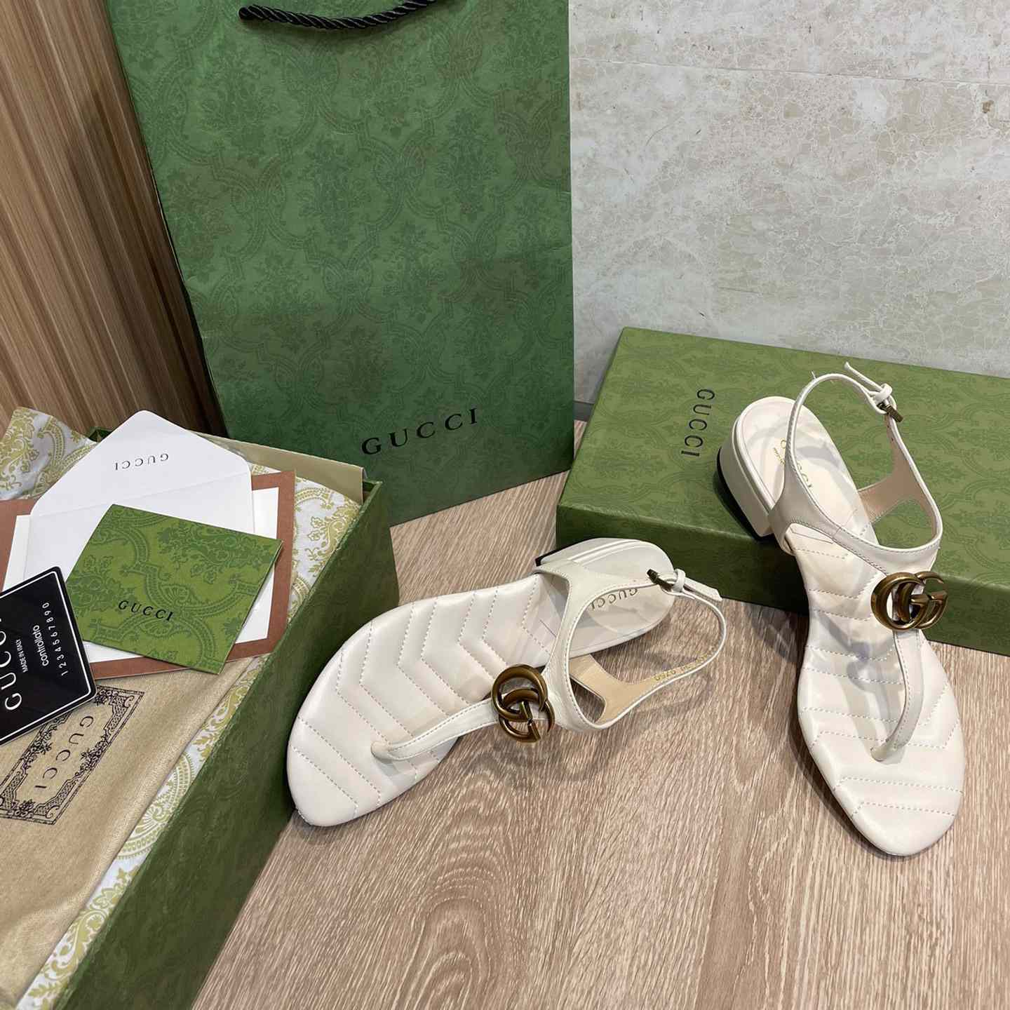 Gucci Women's Double G Sandal - FashionPlug