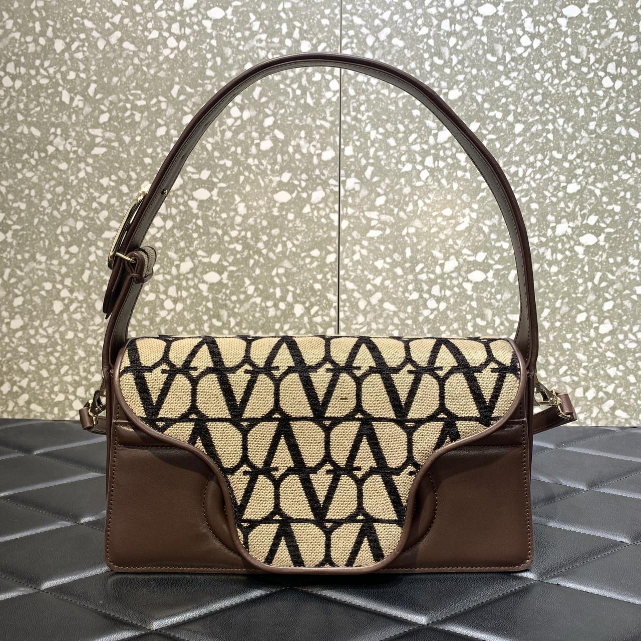 Valenti Le Grand Deuxième Toile Iconographe Shoulder Bag - FashionPlug